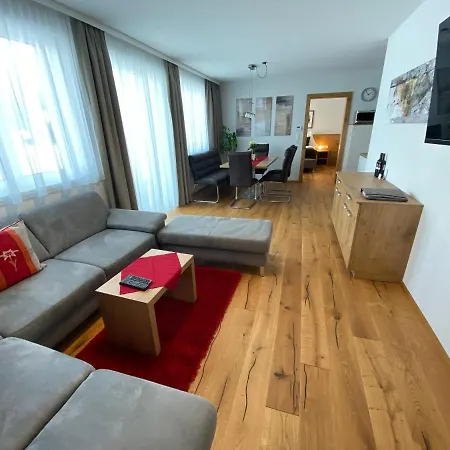 Alpenperle Guest house Obsteig